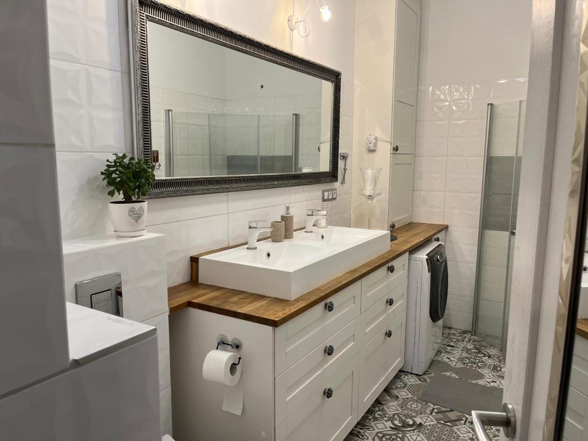 Apartament Przy Ratuszu Appartement Barczewo Buitenkant foto